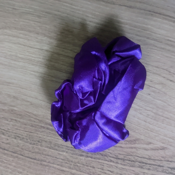 Purple and Blue Scrunchie set? - Picture 4 of 7